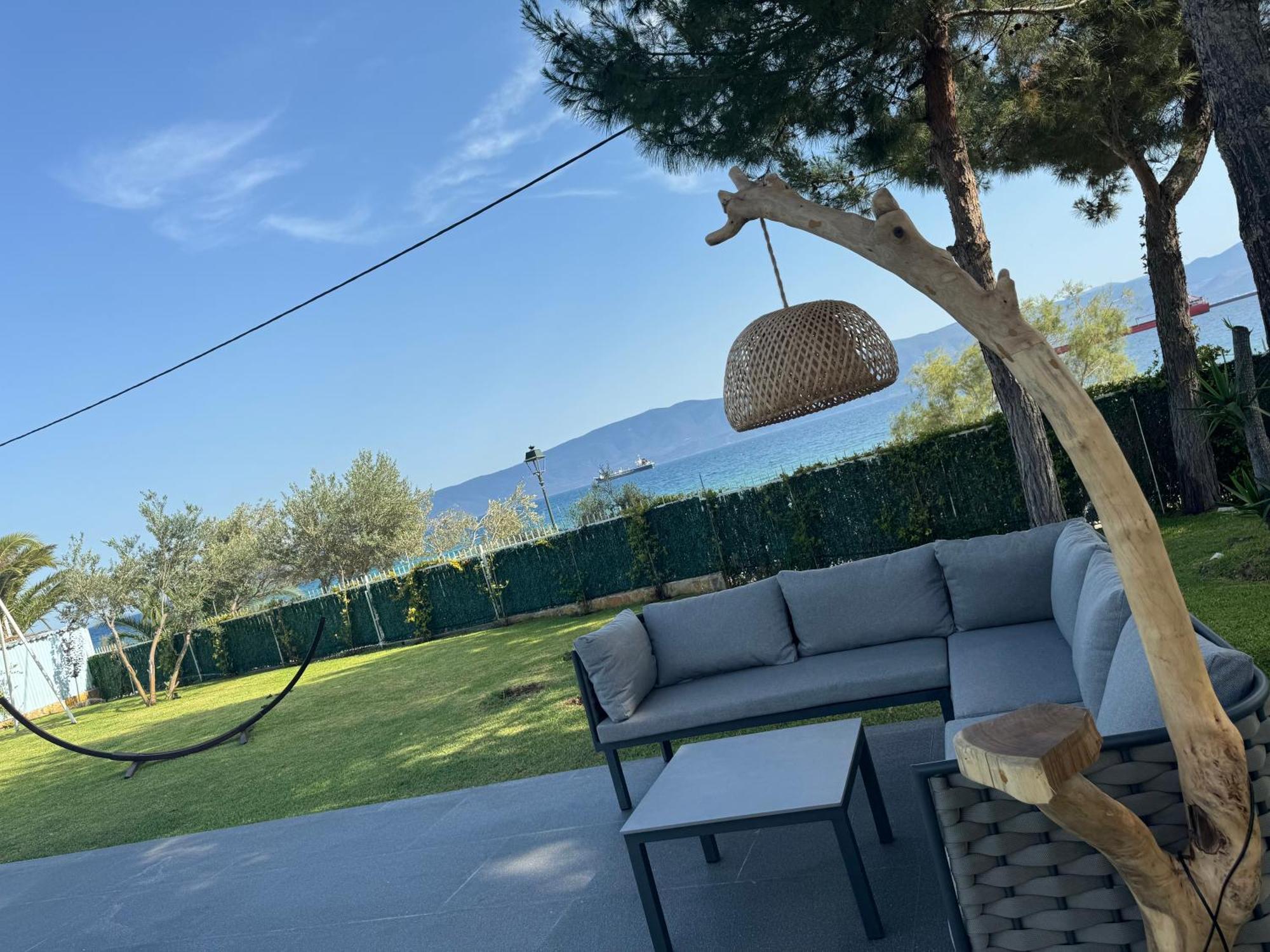 Zoza Luxury Villa Isthmia By The Sea With Private Pool Kalamaki  Luaran gambar