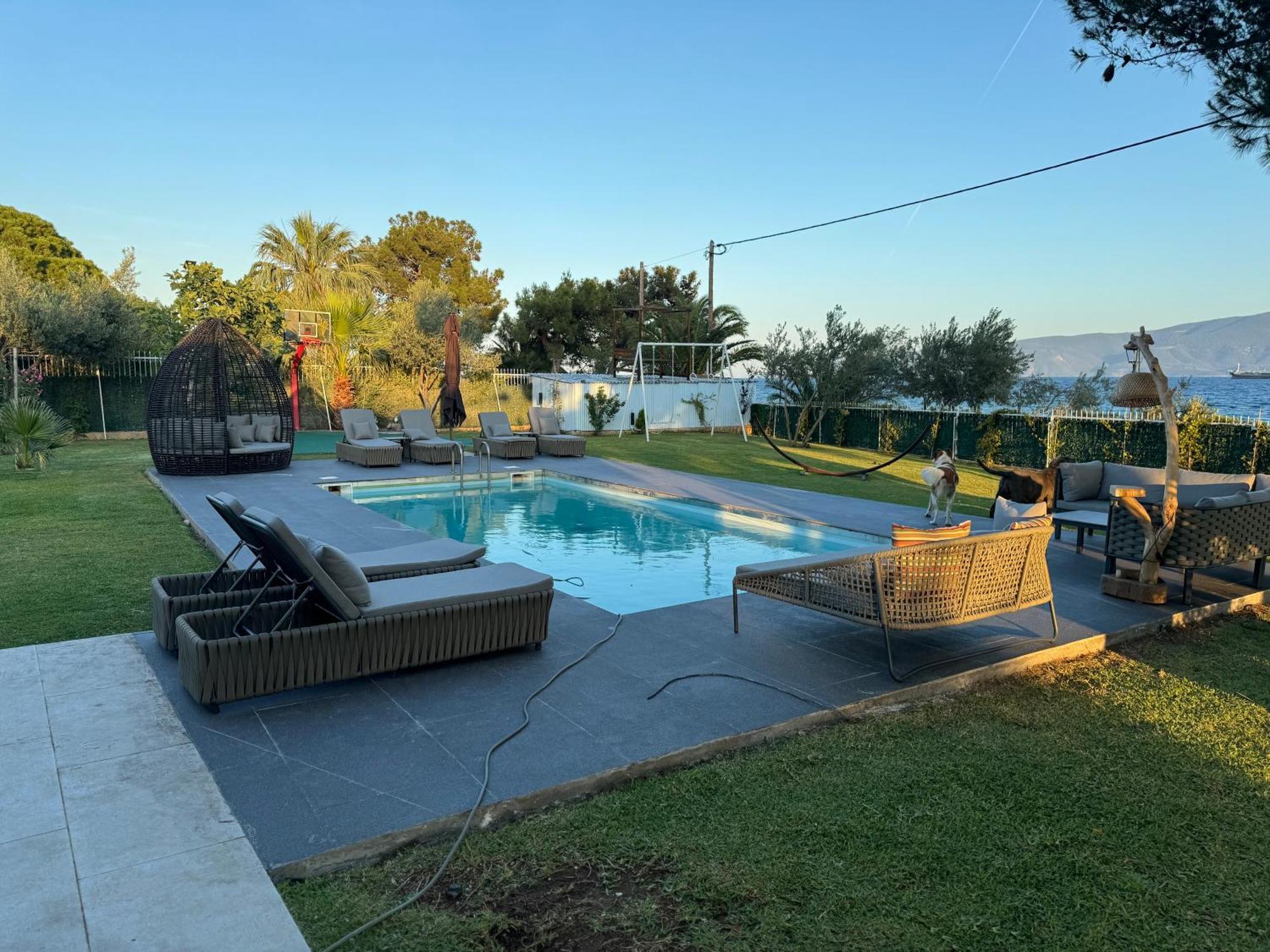 Zoza Luxury Villa Isthmia By The Sea With Private Pool Kalamaki  Luaran gambar