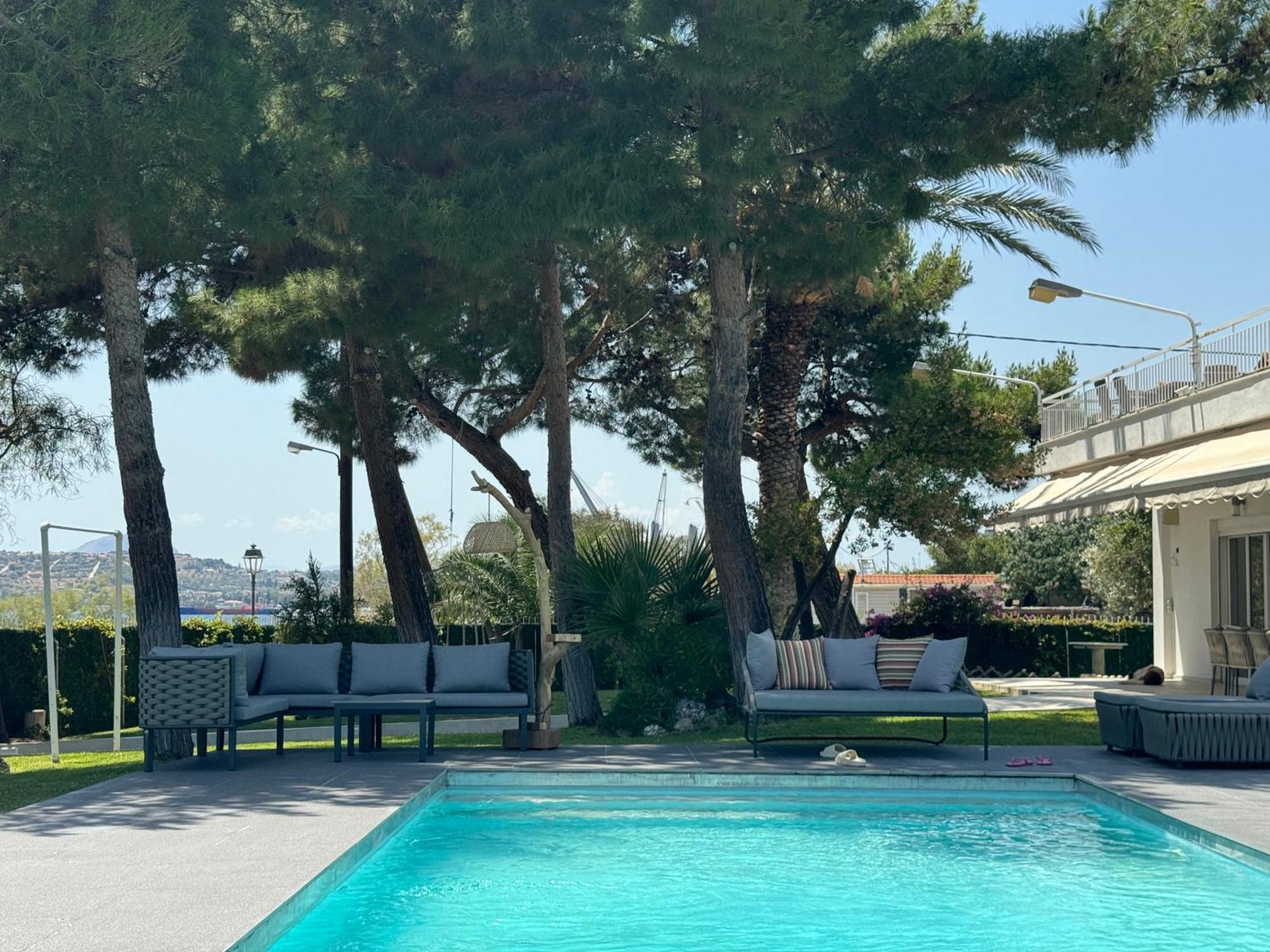 Zoza Luxury Villa Isthmia By The Sea With Private Pool Kalamaki  Luaran gambar